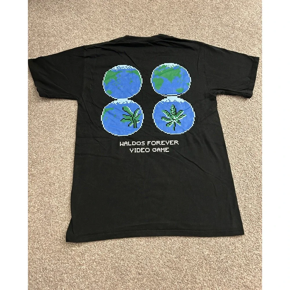 Champion T-Shirt Mens Small Black Excellent Waldos Forever Video Game Pixel Art - Picture 7 of 7